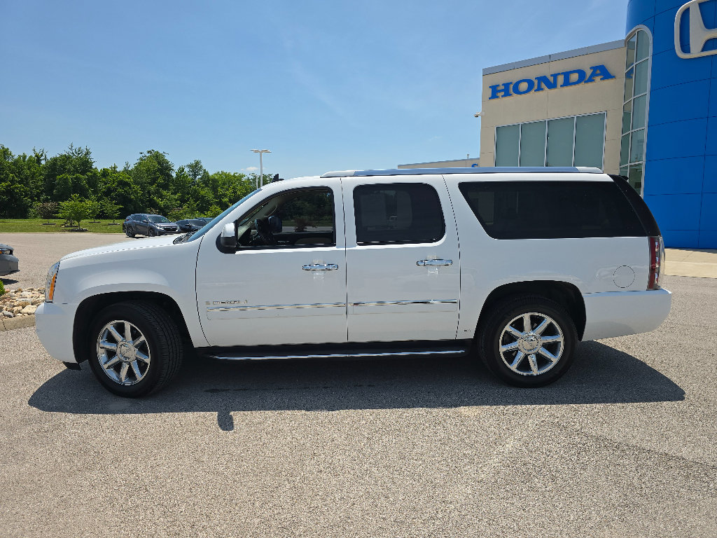 Used 2009 GMC Yukon XL Denali AWD/4WD image 11