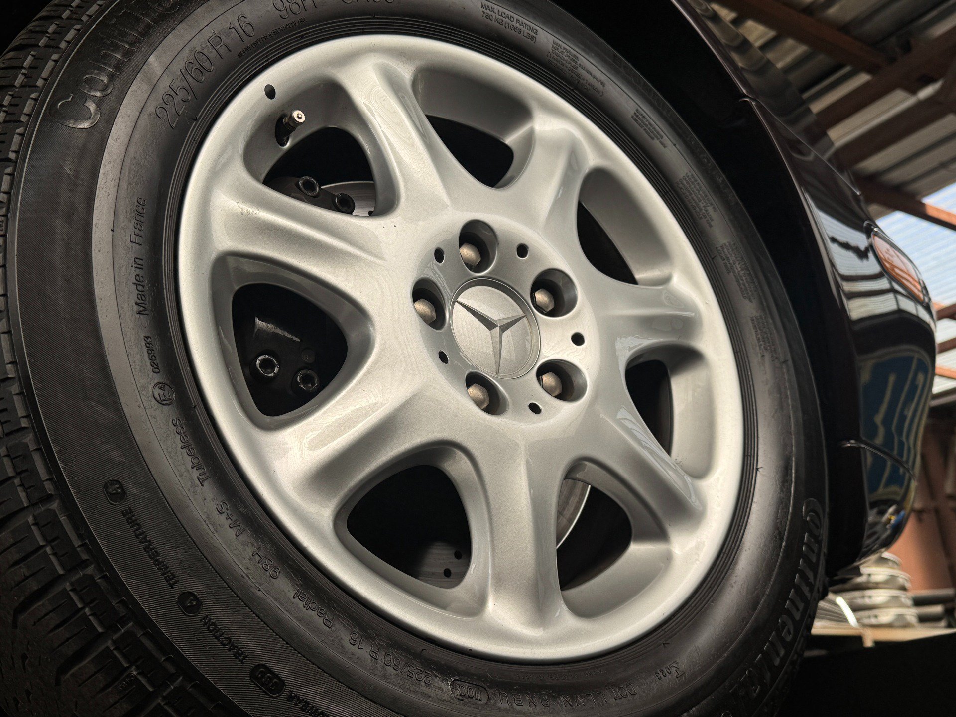 Used 2000 Mercedes-Benz S 500 image 67