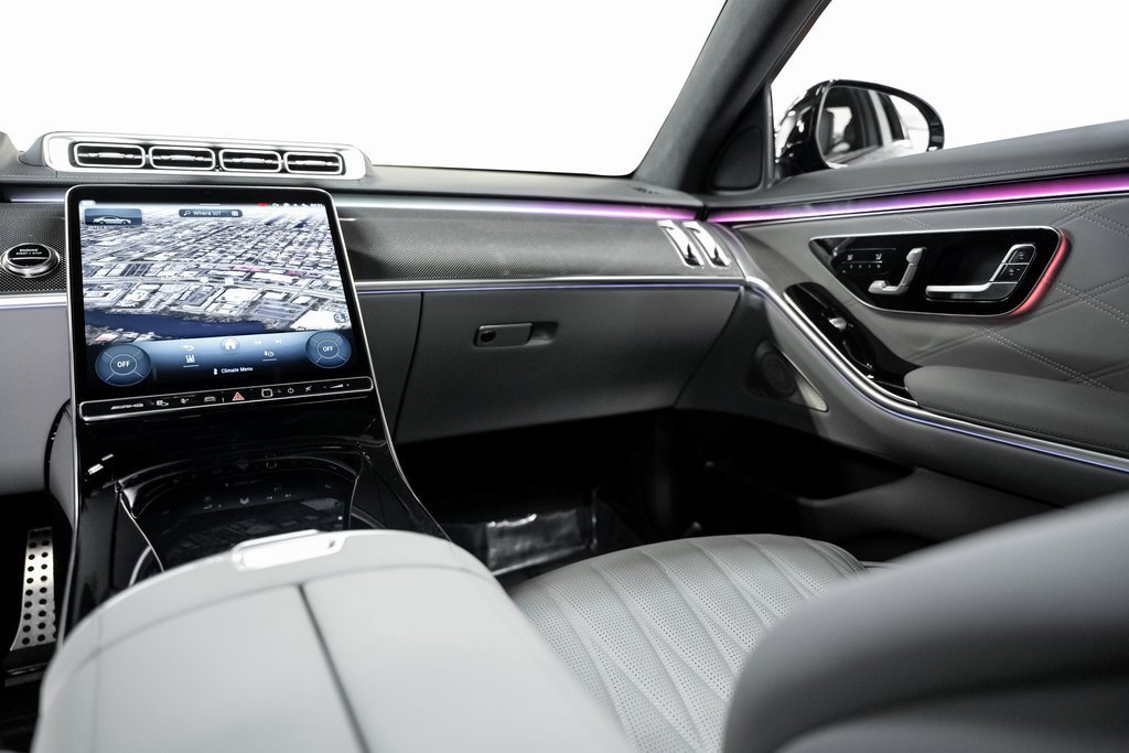 Used 2025 Mercedes-Benz S 63 AMG S image 44