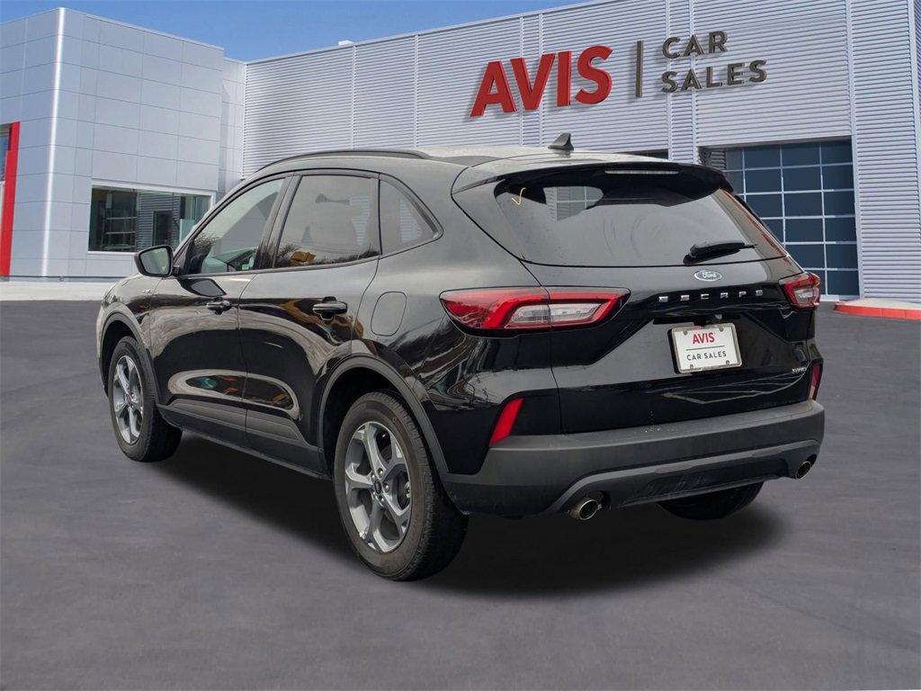 Used 2025 Ford Escape ST-Line image 3