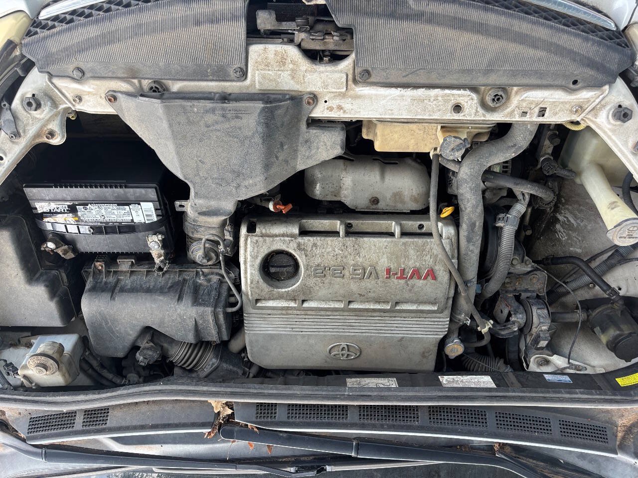 Used 2004 Toyota Sienna XLE FWD image 19