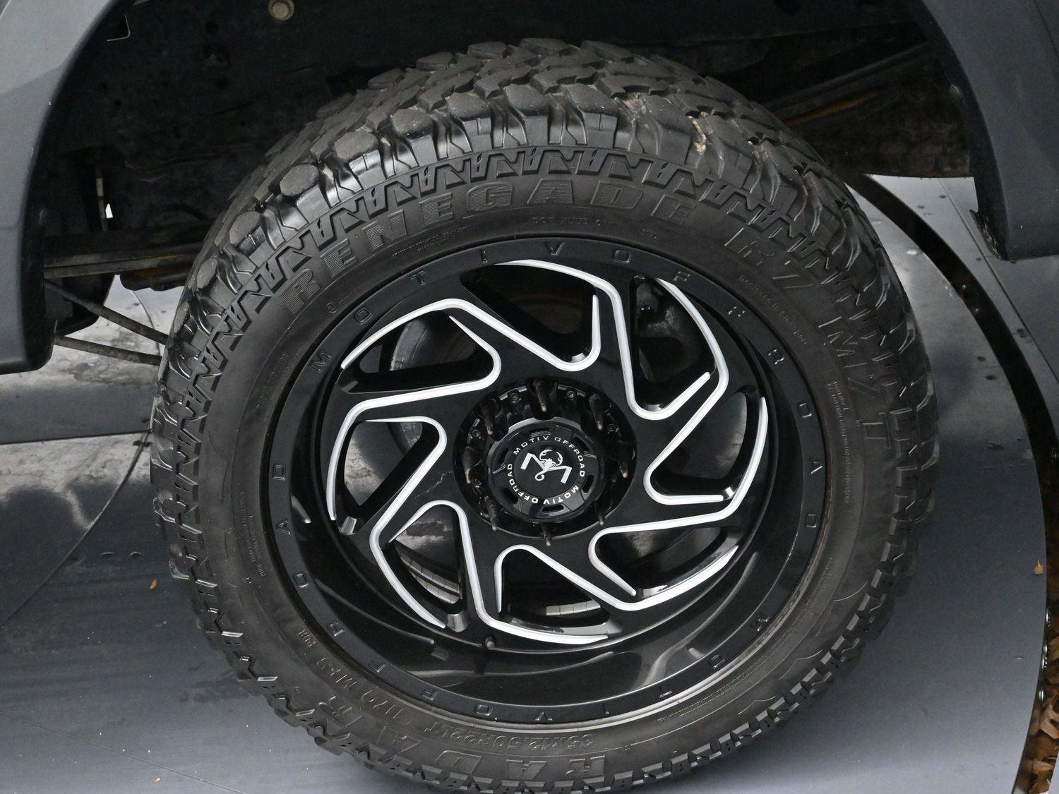 Used 2019 Ford F250 Lariat w/ Lariat Ultimate Package image 39