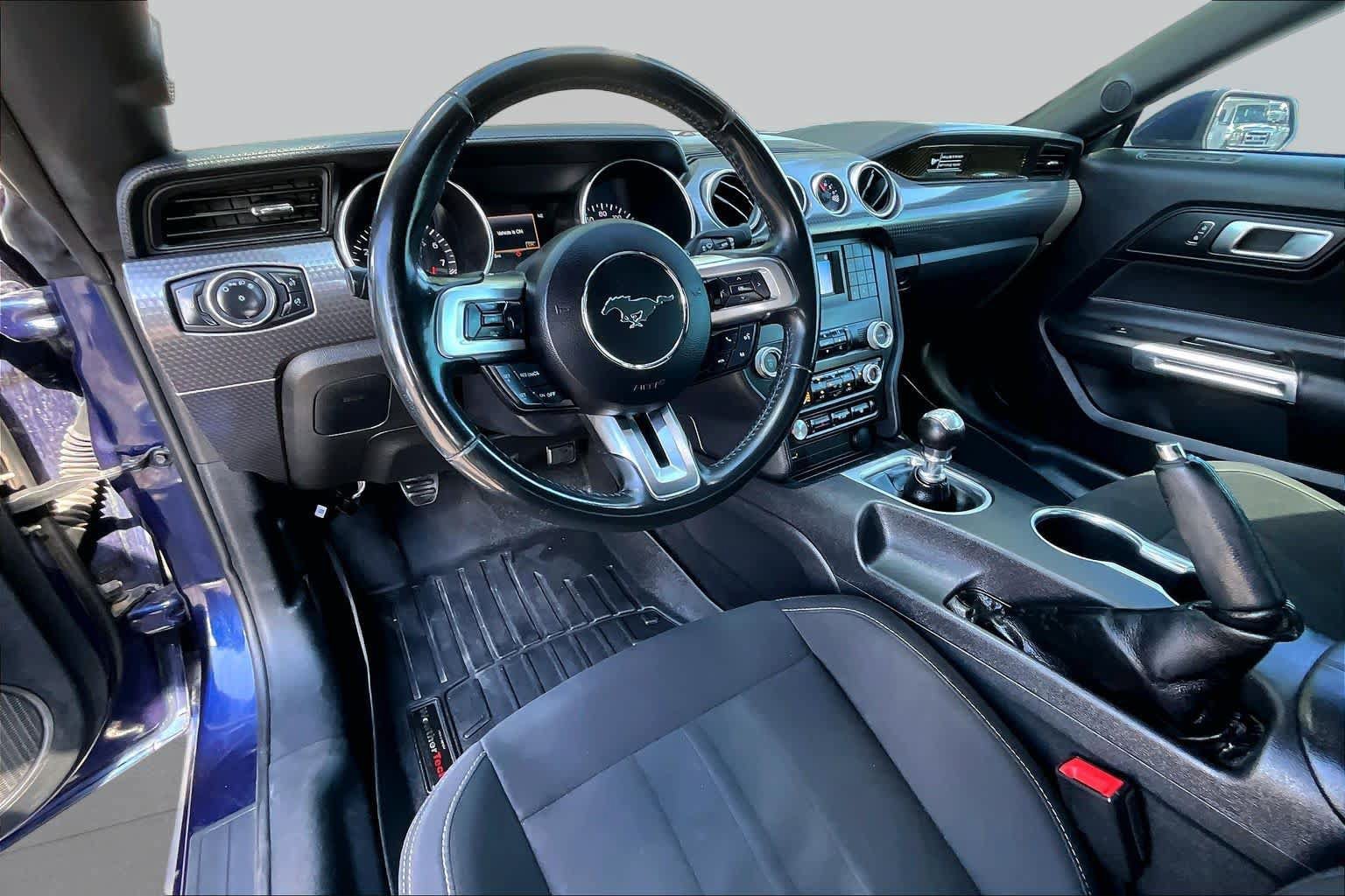 Used 2020 Ford Mustang GT w/ GT Performance Package RWD image 6