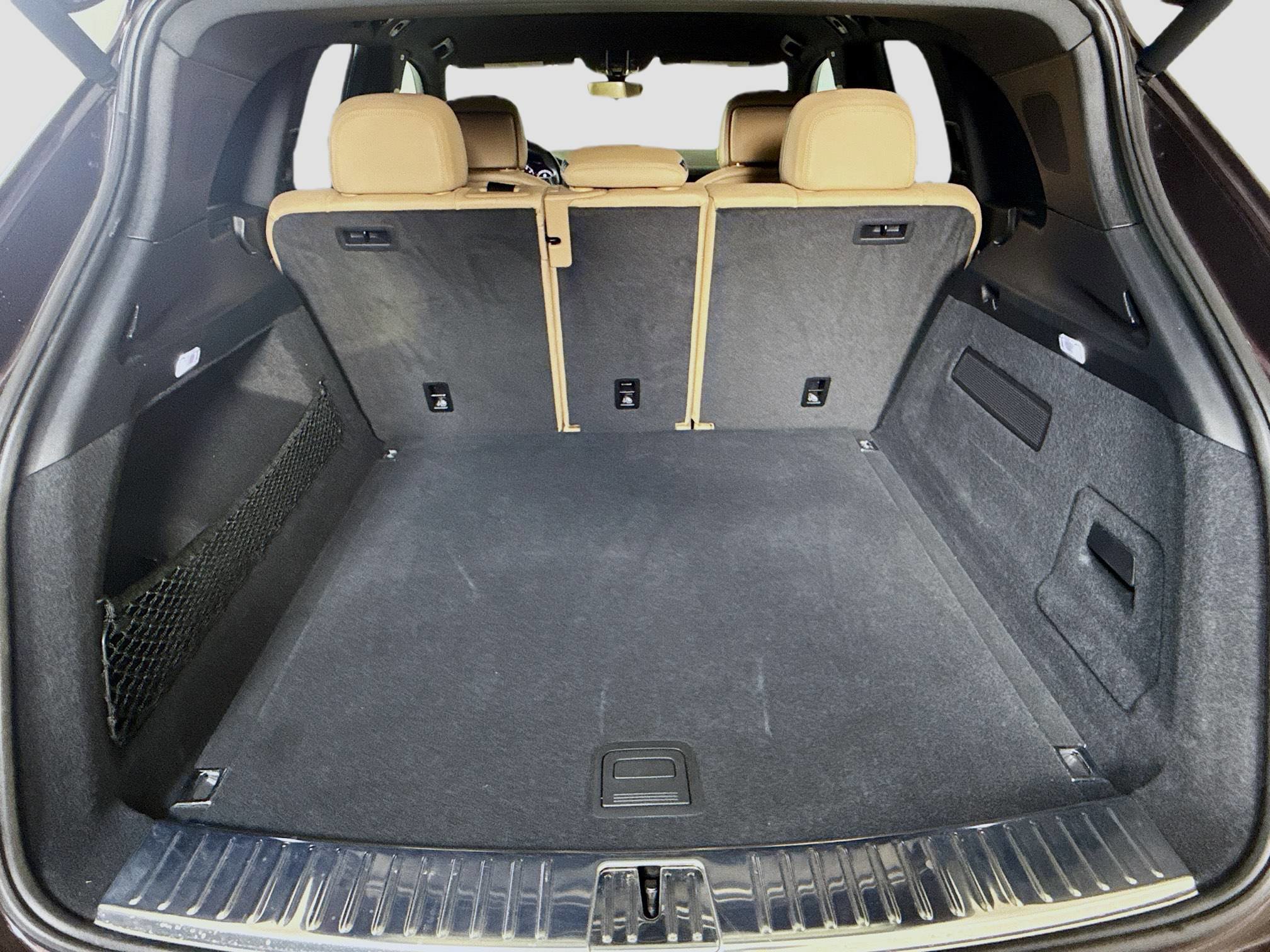 Used 2020 Porsche Cayenne image 33