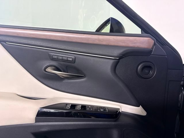 Used 2024 Lexus ES 350 w/ Premium Package FWD image 25