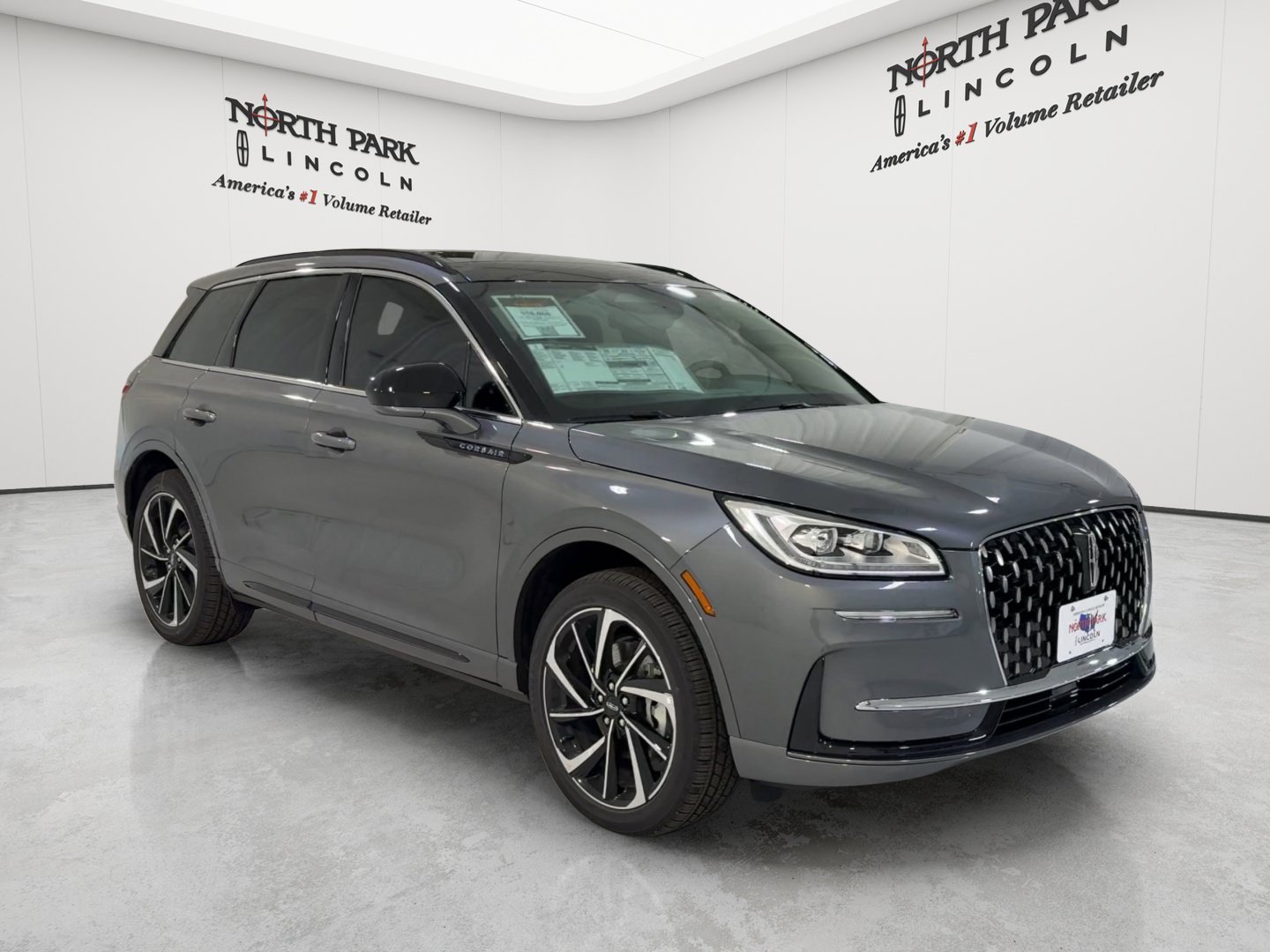 New 2026 Lincoln Corsair Reserve AWD/4WD image 3