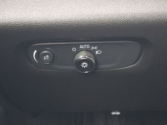 Certified 2023 Chevrolet Traverse LT FWD image 24