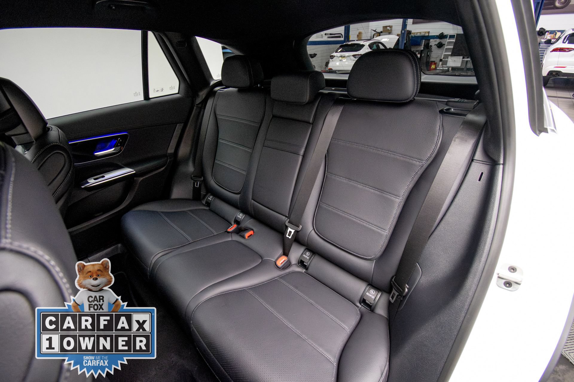 Used 2025 Mercedes-Benz GLC 300 4MATIC image 15