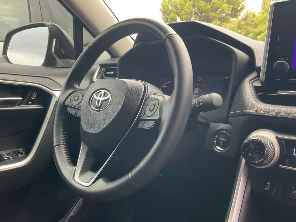 Used 2024 Toyota RAV4 XLE Premium image 55