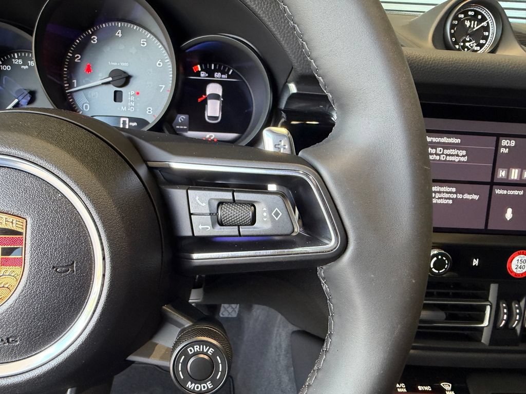 New 2026 Porsche Macan GTS AWD/4WD image 17