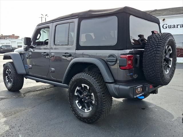 Used 2024 Jeep Wrangler Unlimited Rubicon 4xe AWD/4WD image 13