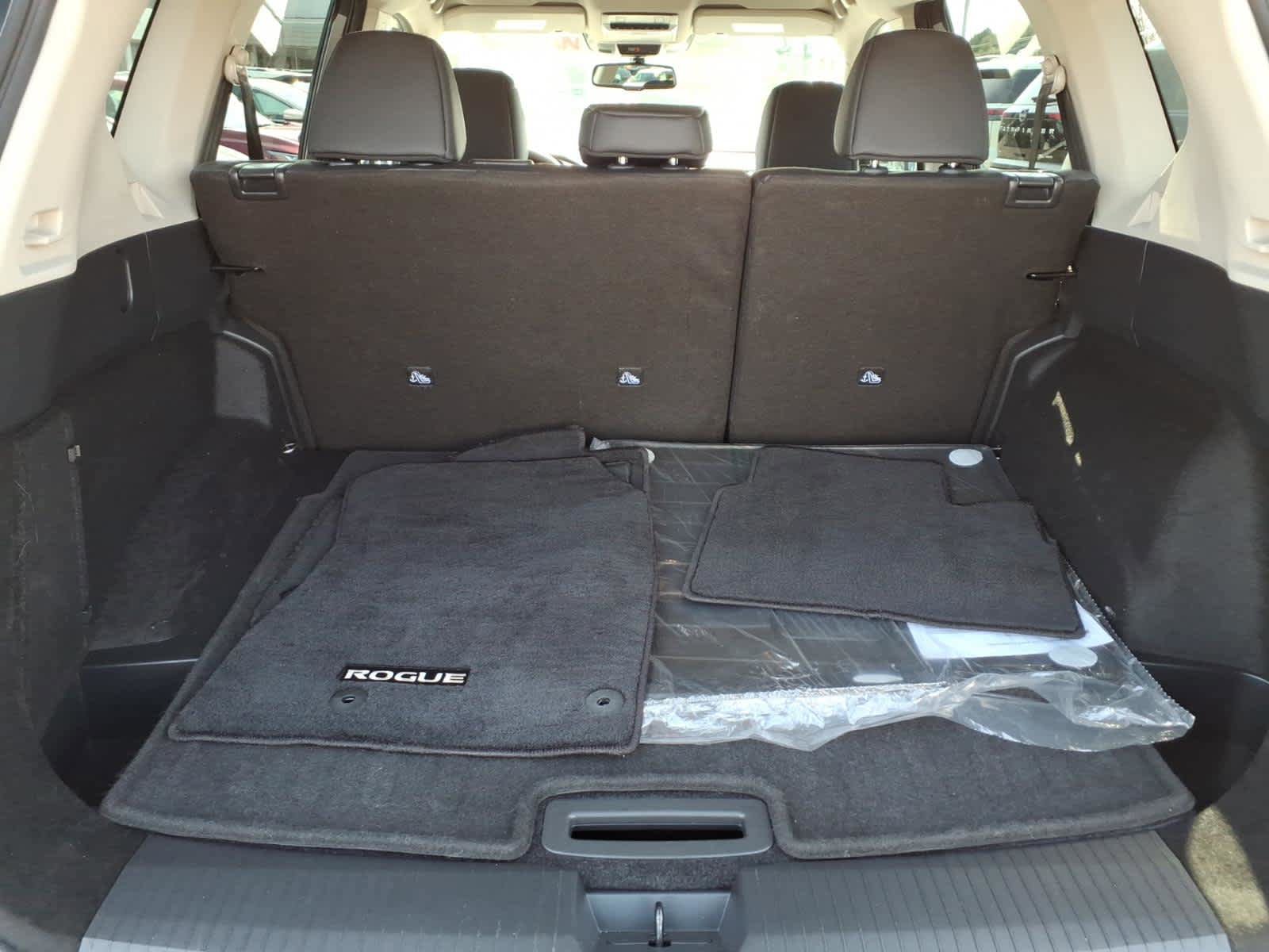 Certified 2026 Nissan Rogue SL image 21