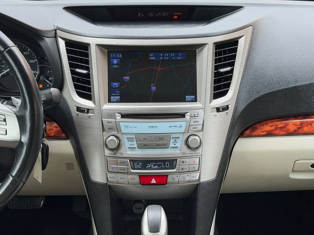 Used 2011 Subaru Outback 2.5i Limited AWD/4WD image 19