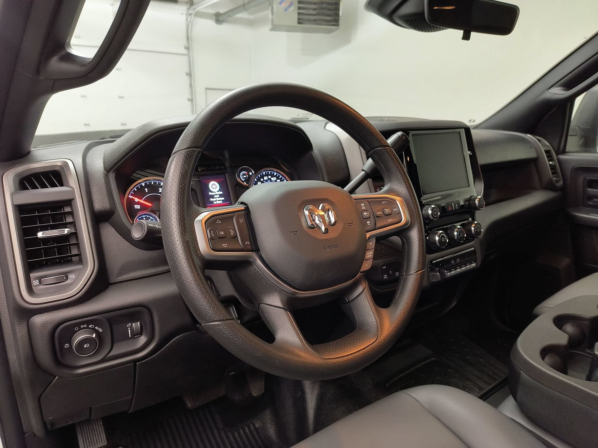 Used 2025 RAM 5500 Tradesman AWD/4WD image 4