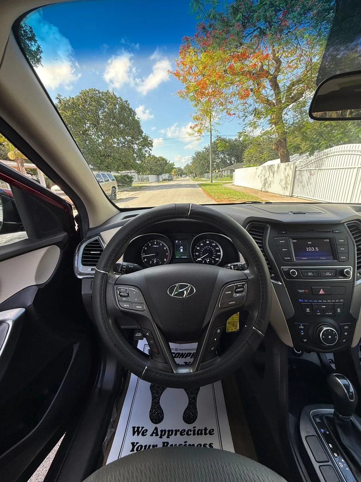 Used 2017 Hyundai Santa Fe Sport FWD image 10