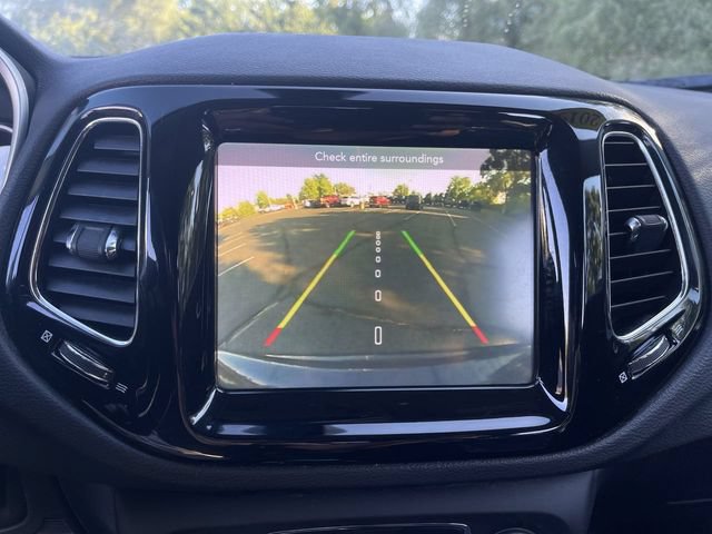 Used 2019 Jeep Compass Limited AWD/4WD image 15