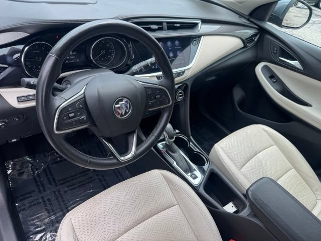 Used 2020 Buick Encore GX Essence w/ Advanced Technology Package AWD/4WD image 17