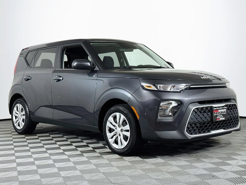 Used 2022 Kia Soul LX