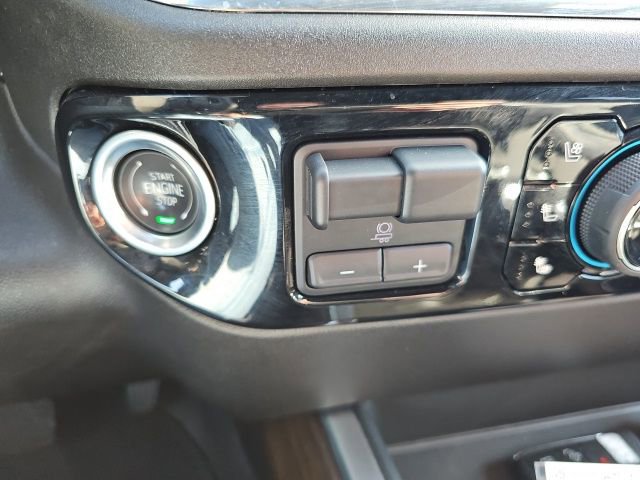 Used 2024 Chevrolet Silverado 1500 High Country image 20