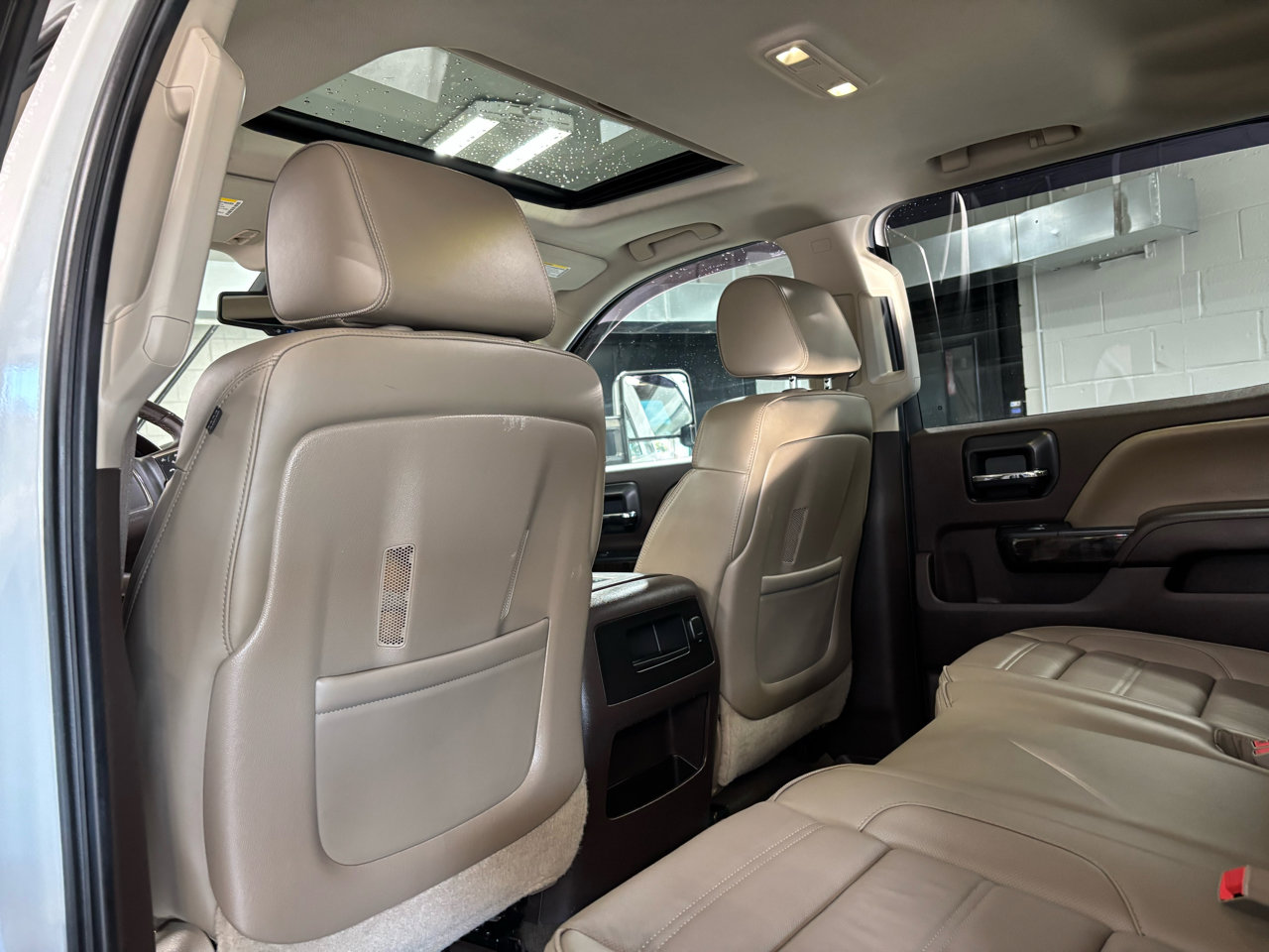 Used 2015 GMC Sierra 3500 Denali w/ Duramax Plus Package image 27