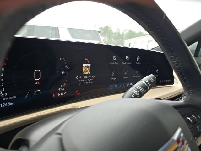 Used 2024 Cadillac XT4 Luxury w/ Cold Weather Package image 27