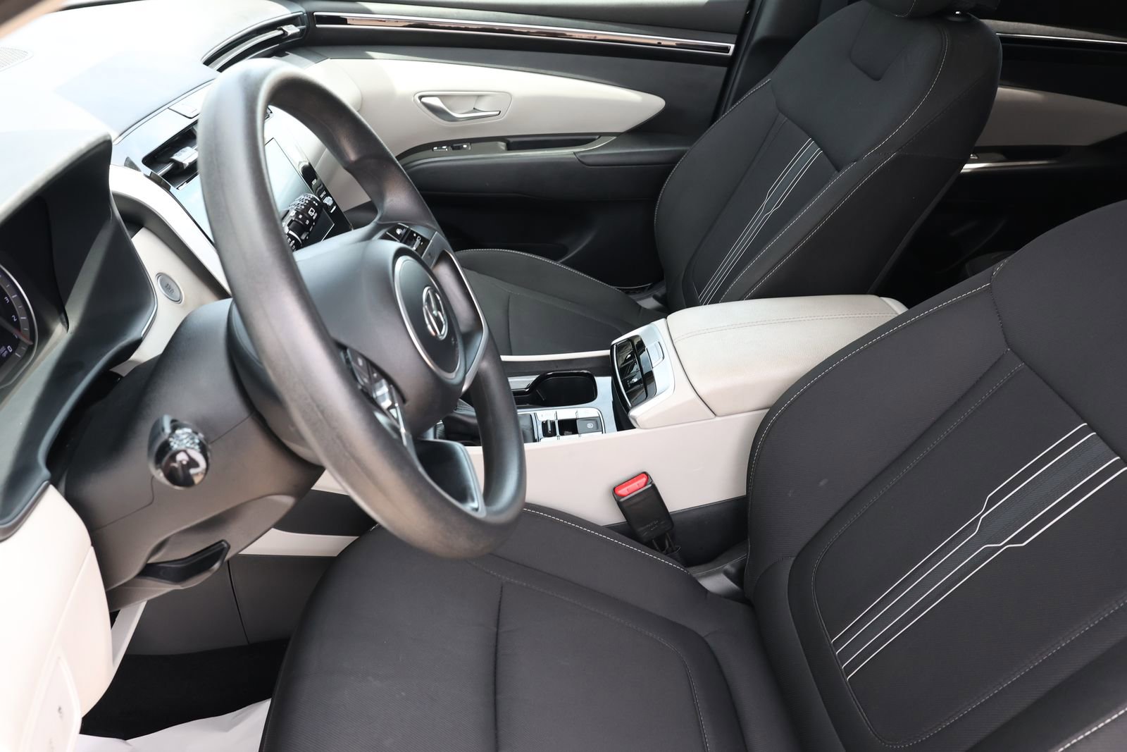 Used 2024 Hyundai Tucson SEL FWD image 15