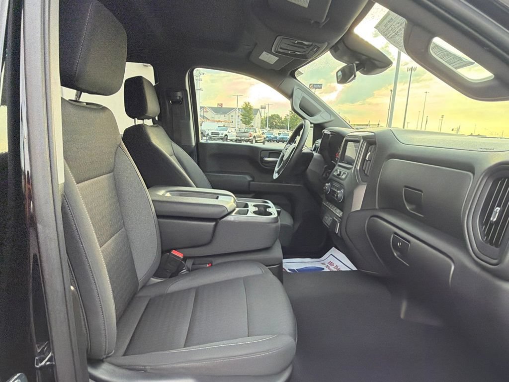 Used 2022 Chevrolet Silverado 1500 Custom Trail Boss AWD/4WD image 42