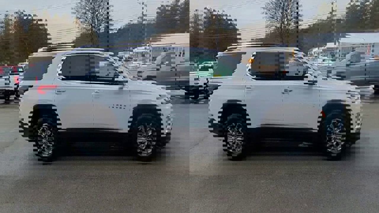 Certified 2023 Chevrolet Traverse LT image 9