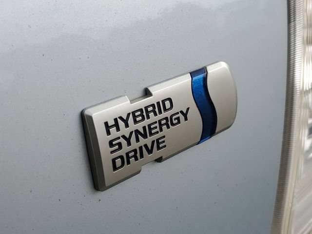 Used 2014 Toyota Prius V Three FWD image 31