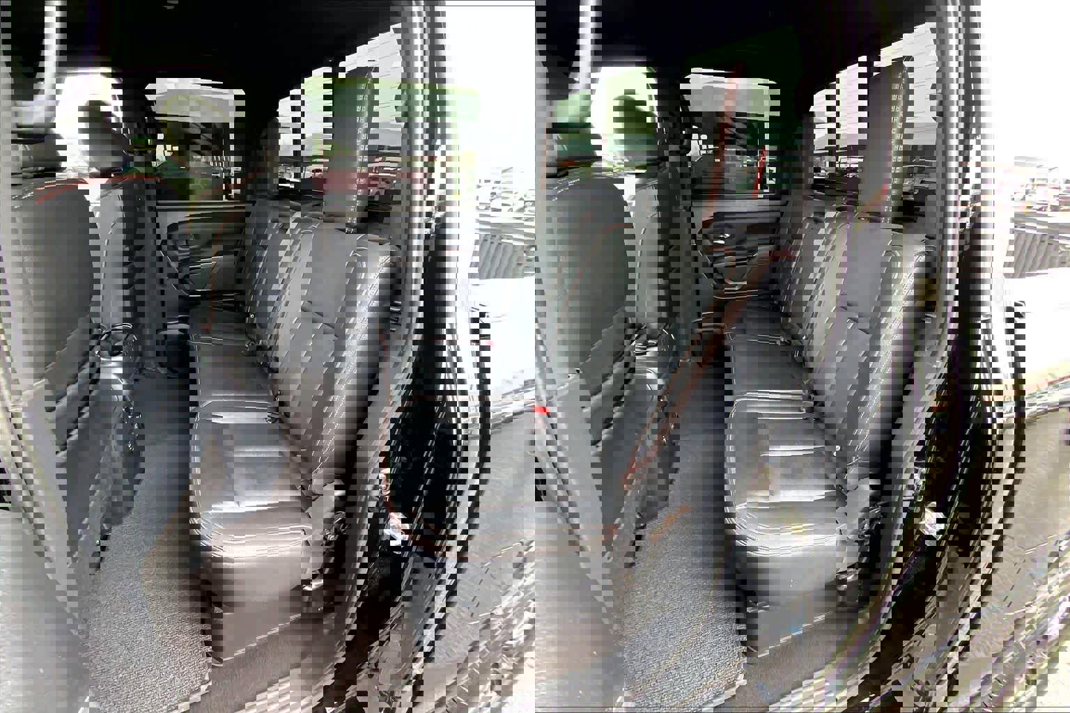 Used 2020 Nissan Titan PRO-4X w/ Pro-4x Convenience Package image 21