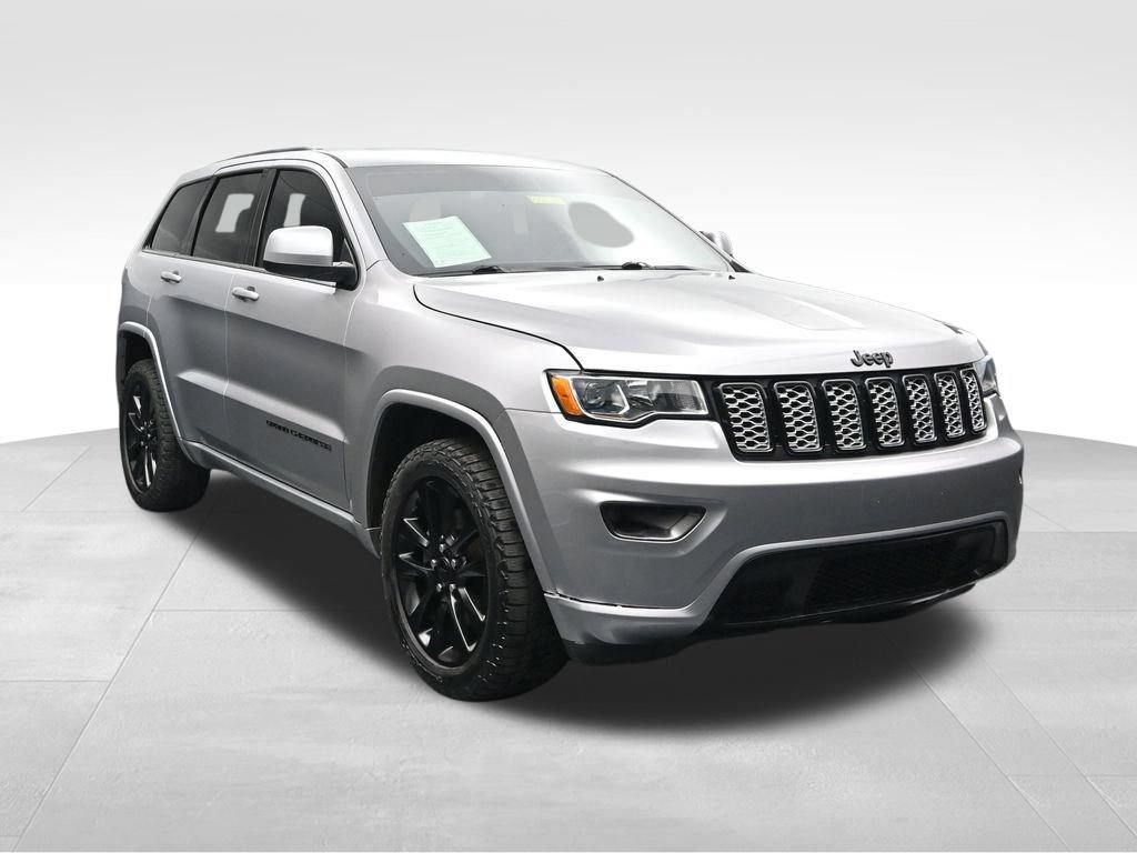 Used 2021 Jeep Grand Cherokee Laredo X AWD/4WD image 7