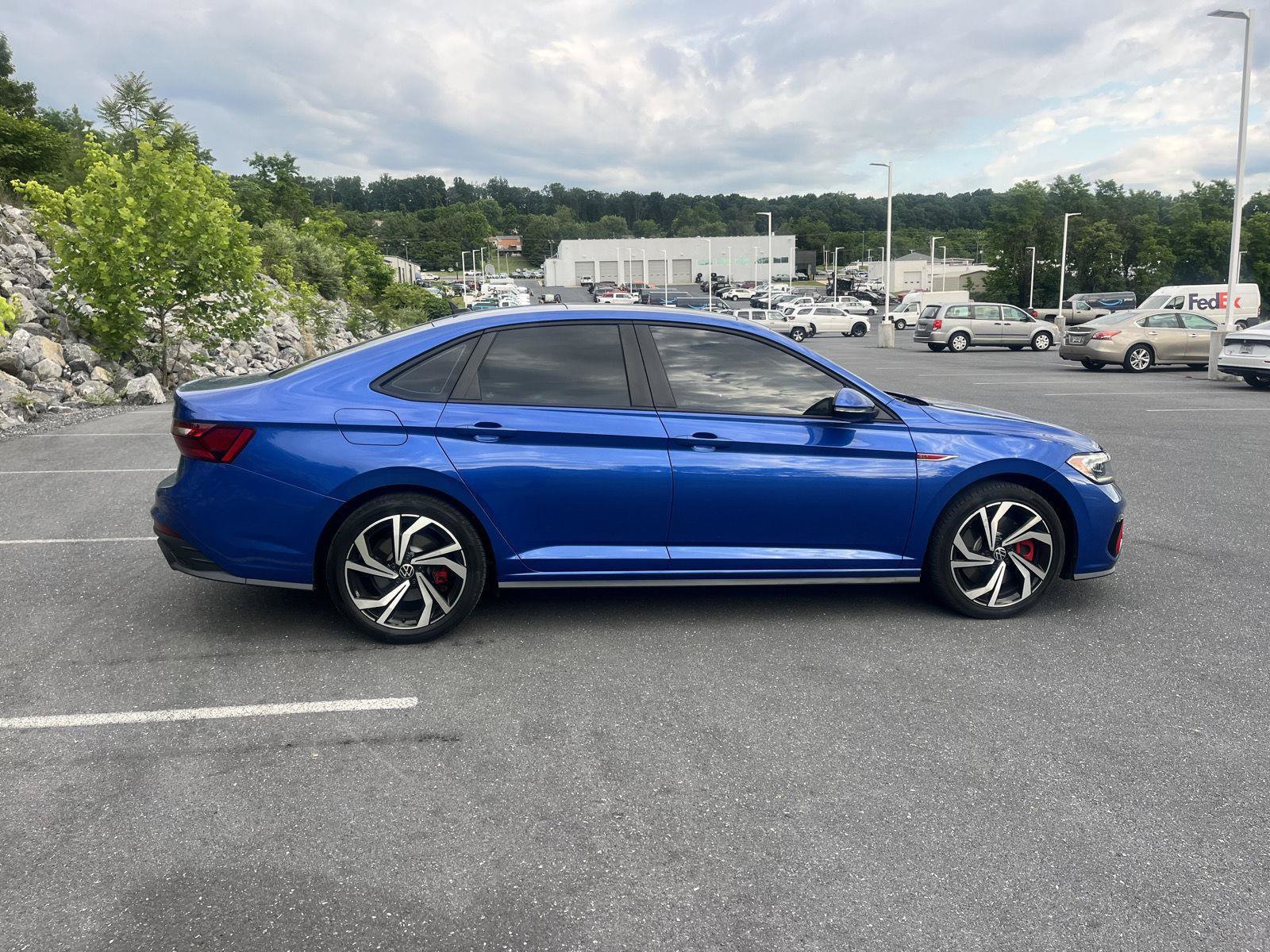 Used 2024 Volkswagen Jetta GLI Autobahn FWD image 11