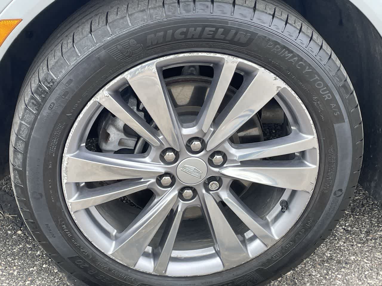 Certified 2024 Cadillac XT5 Premium Luxury AWD/4WD image 39