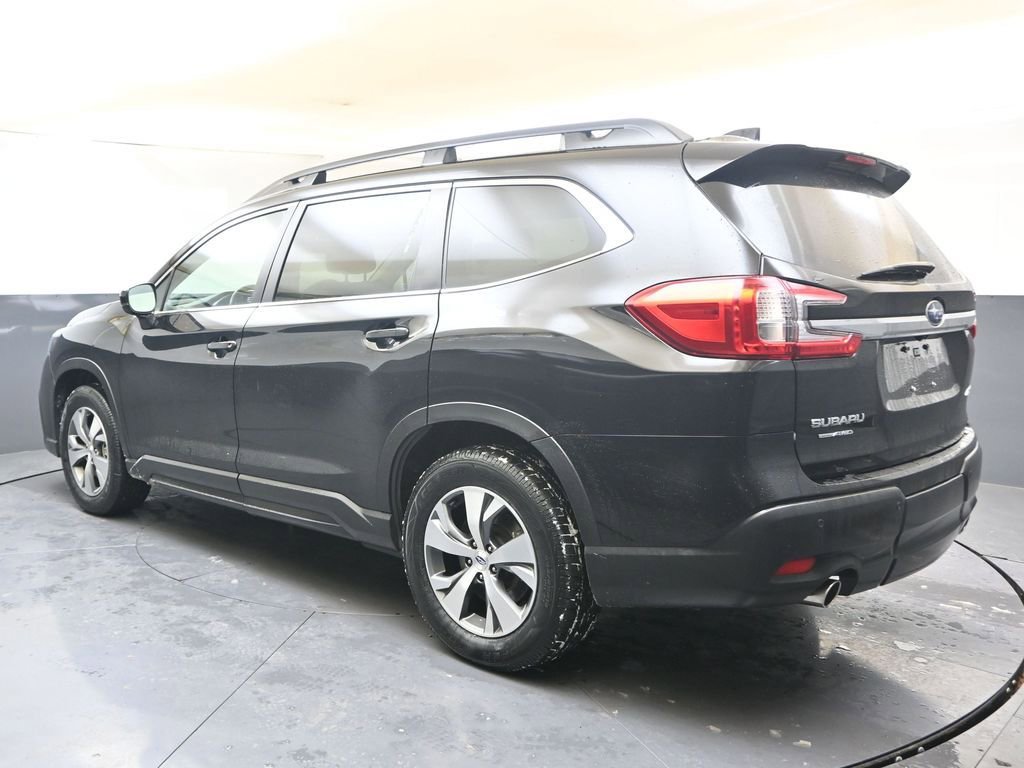 Used 2024 Subaru Ascent Premium w/ Convenience Package image 3