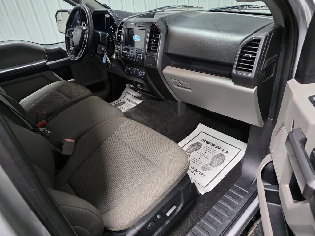 Used 2019 Ford F150 XLT w/ Equipment Group 302A Luxury AWD/4WD image 7