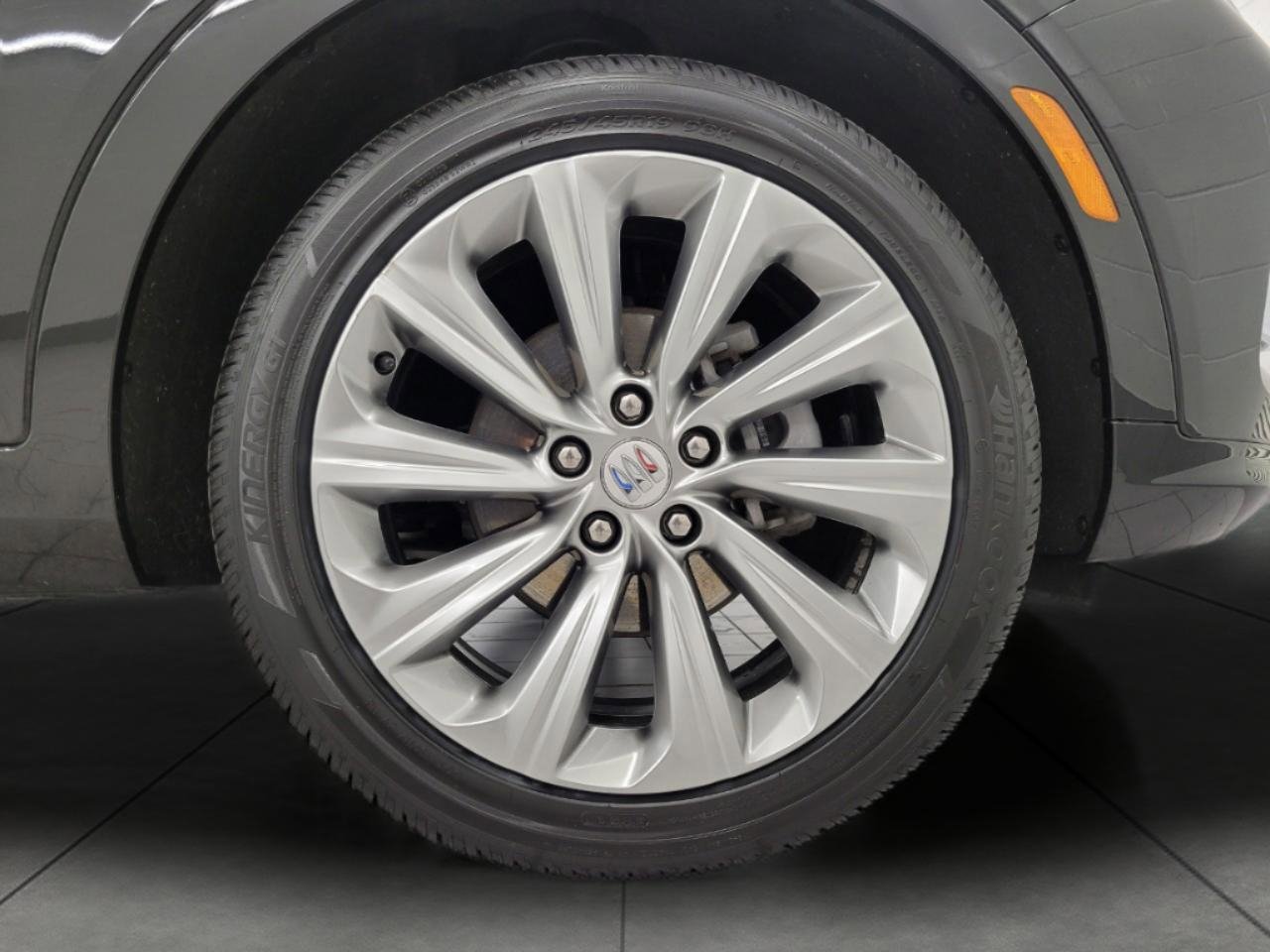 Certified 2024 Buick Envista Avenir image 3