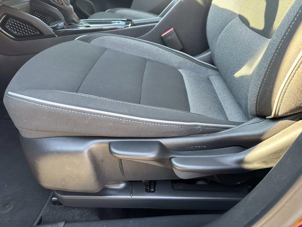 Used 2025 Chevrolet TrailBlazer LT image 16