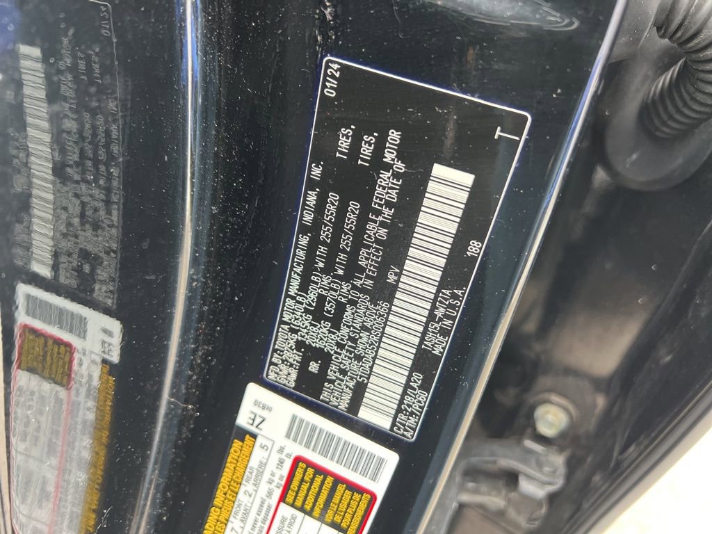 Used 2024 Toyota Grand Highlander MAX Platinum image 35