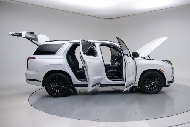 Used 2025 Hyundai Palisade Calligraphy AWD/4WD image 15