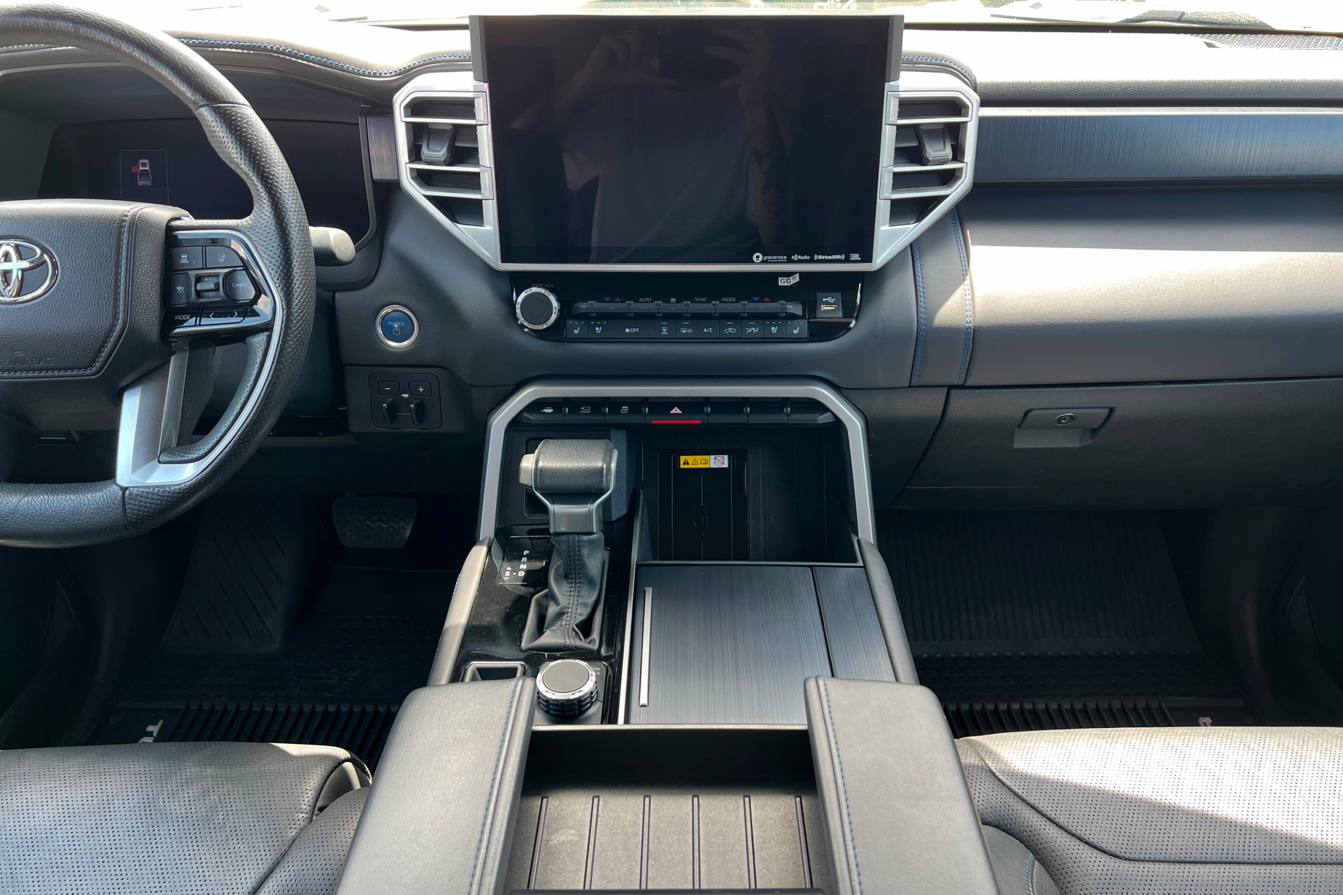 Used 2023 Toyota Tundra Platinum AWD/4WD image 14