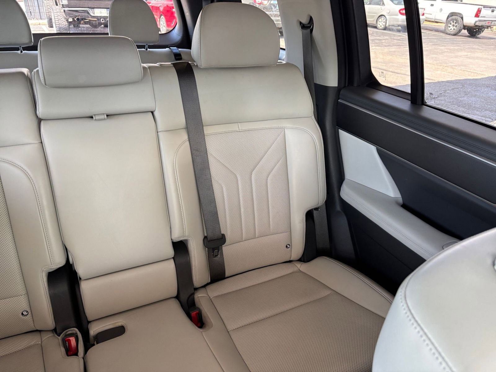 Used 2025 Hyundai Santa Fe SEL FWD image 39