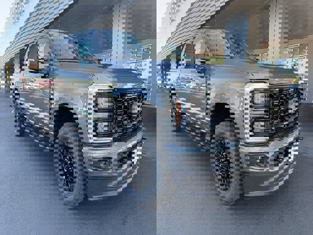 New 2026 Ford F350 XLT w/ XLT Premium Package