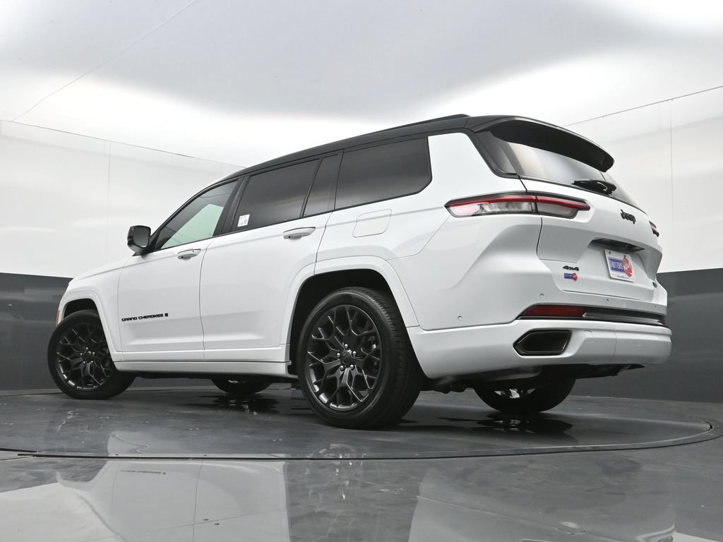 Used 2023 Jeep Grand Cherokee L Summit w/ High Altitude Package AWD/4WD image 38