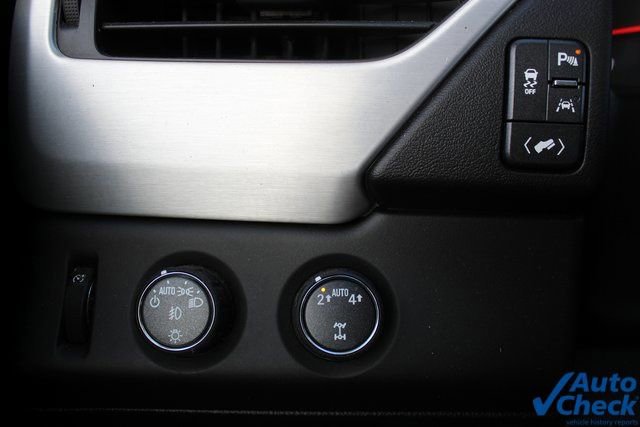 Used 2020 GMC Yukon XL SLT image 15