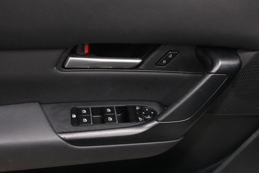 Used 2025 MAZDA CX-50 AWD 2.5 S w/ Premium Package image 24