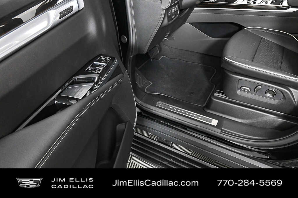 New 2026 Cadillac Escalade Luxury w/ Touring Package image 8