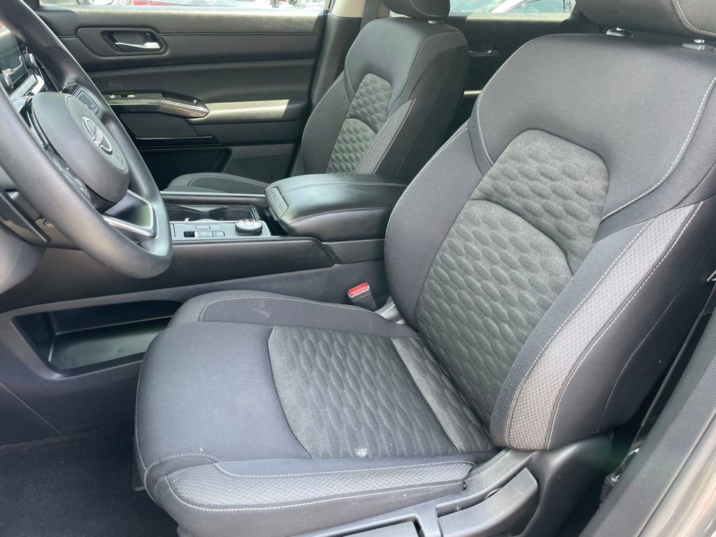 Certified 2023 Nissan Pathfinder S image 4