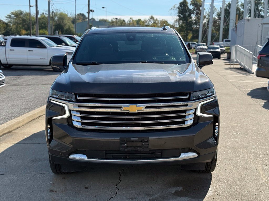 Used 2021 Chevrolet Tahoe High Country w/ Premium Package AWD/4WD image 3