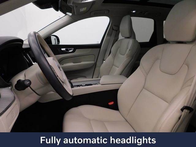 Used 2024 Volvo XC60 B5 Plus w/ Protection Package Premier image 16