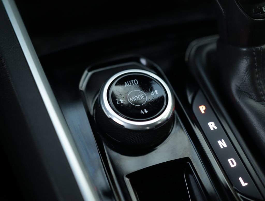 Certified 2023 Chevrolet Colorado Trail Boss w/ Technology Package image 19